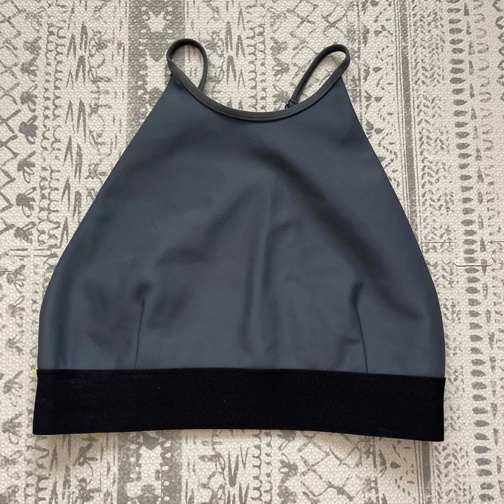 NWOT‎ Abysse height neck bikini top L